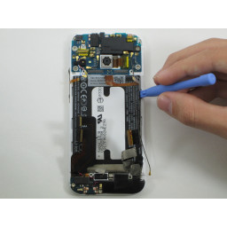 Замена батареи HTC One Mini 2